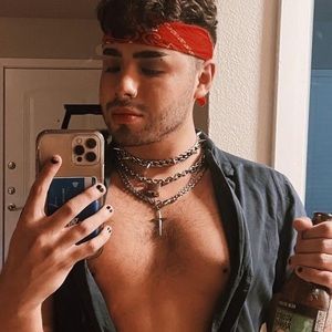 Meet your Posher, Jay